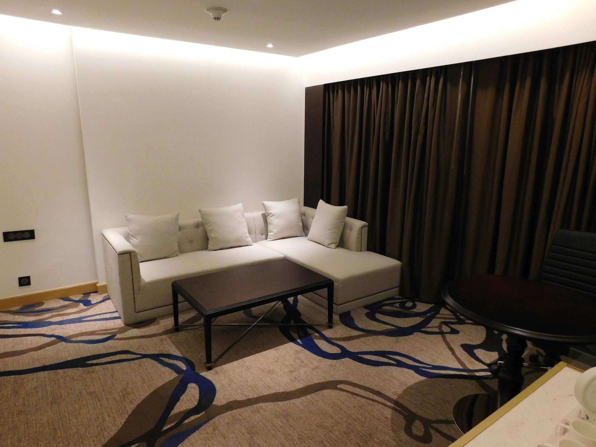 Pride Plaza Hotel, Aerocity Hotel New Delhi