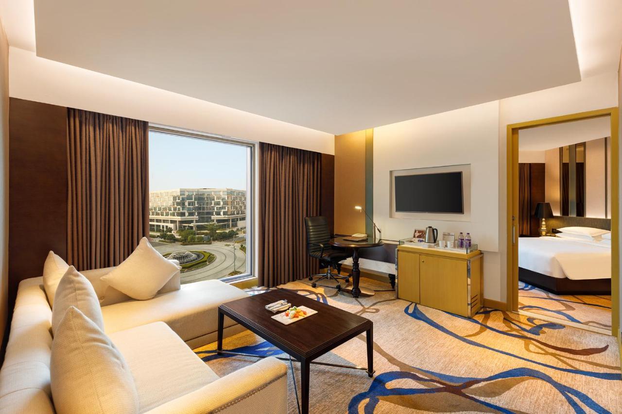 Pride Plaza Hotel, Aerocity होटल